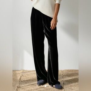 Donni. The Velvet Simple Pant